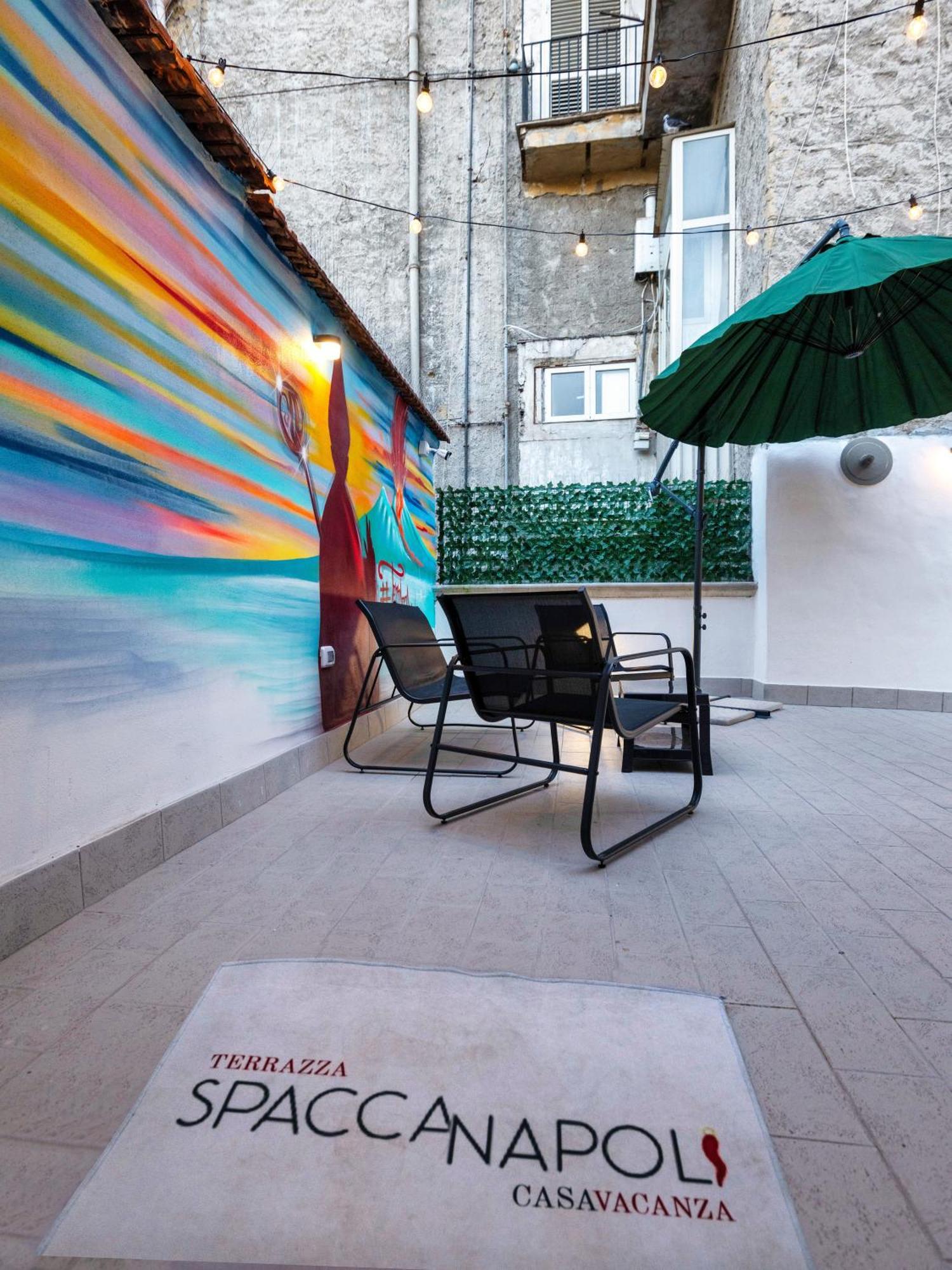 Terrazza Spaccanapoli Centro Storico Exterior photo